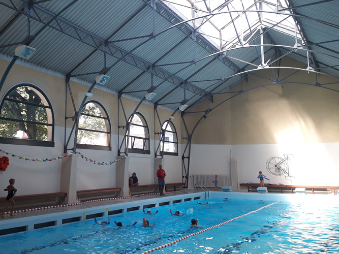 Bassin de la piscine de la République