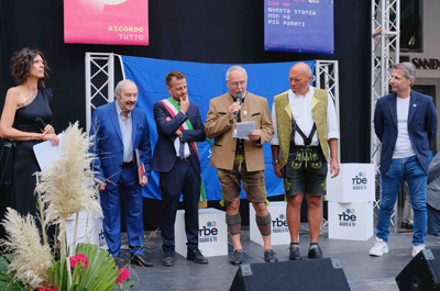 Comité de jumelage de Gap lors de la Rassegna dell’Artigianato les 7et 8/09/2024, foire artisanale de Pinerolo en Italie