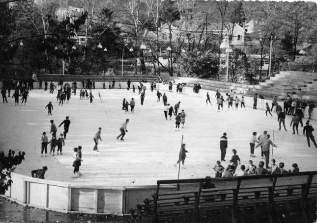 Photo archives de la patinoire de Gap